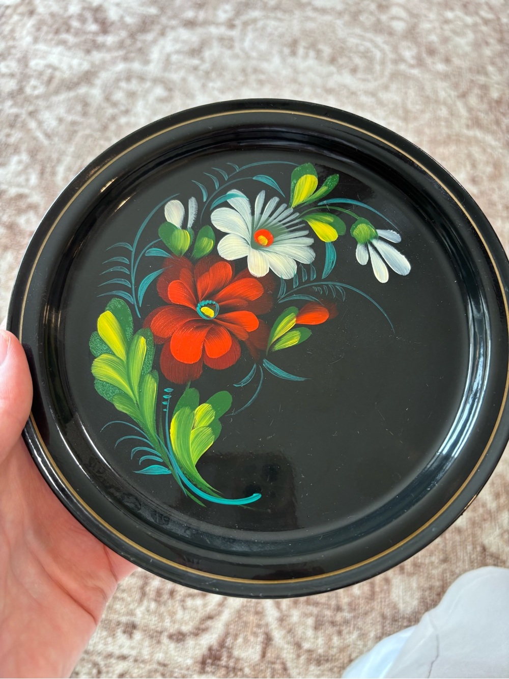 Russian Black plate with red, white, and green floral design